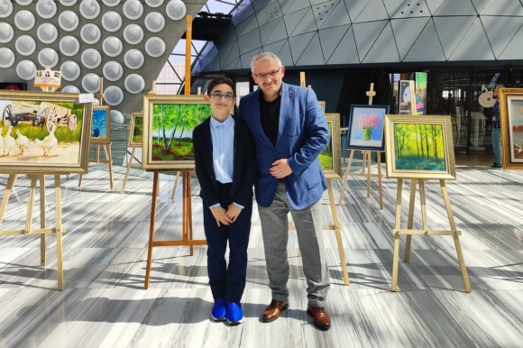 Bursiyer Kardeşimiz Talha Gül’ün Resim Sergisi