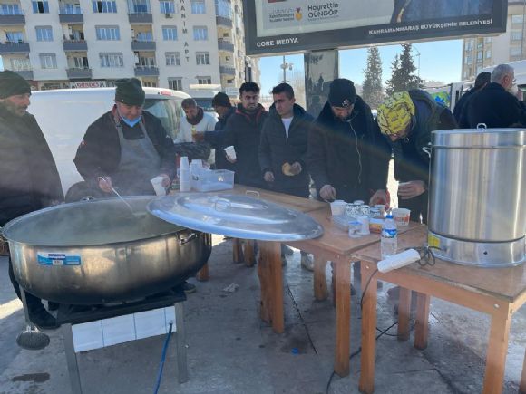 Dernek Başkanımız Sayın Yasin KONT Deprem Bölgesinde